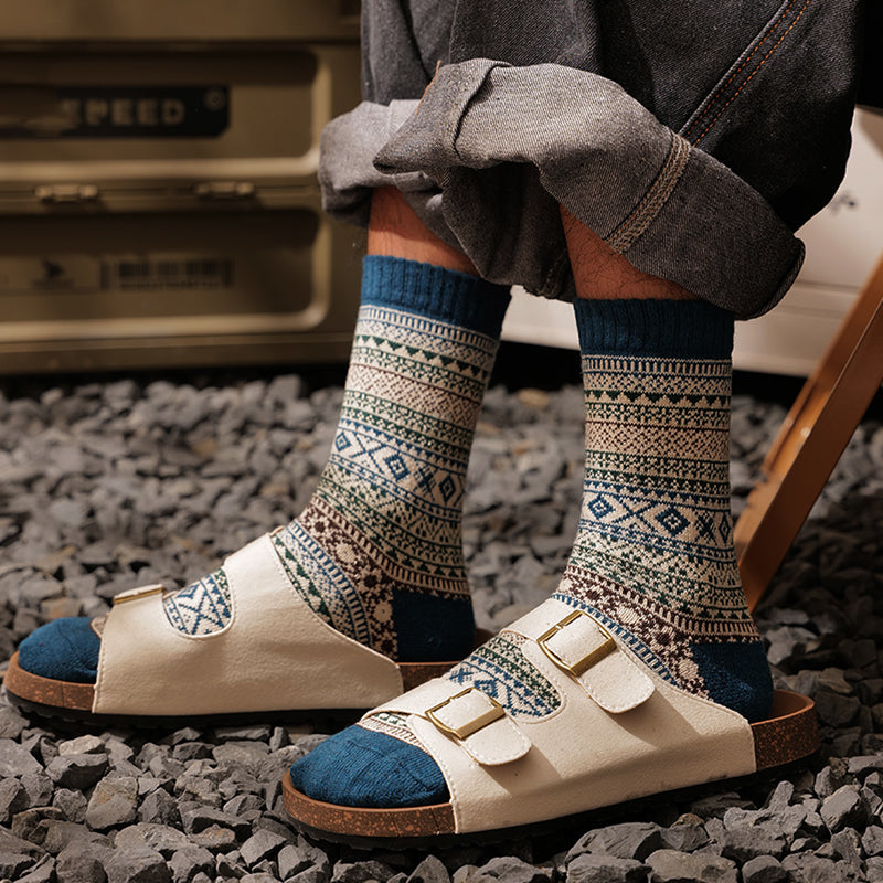 Winter colorful mid-calf socks thickened pure cotton stockings retro men's ethnic style boot socks(5 Pairs 5 color)