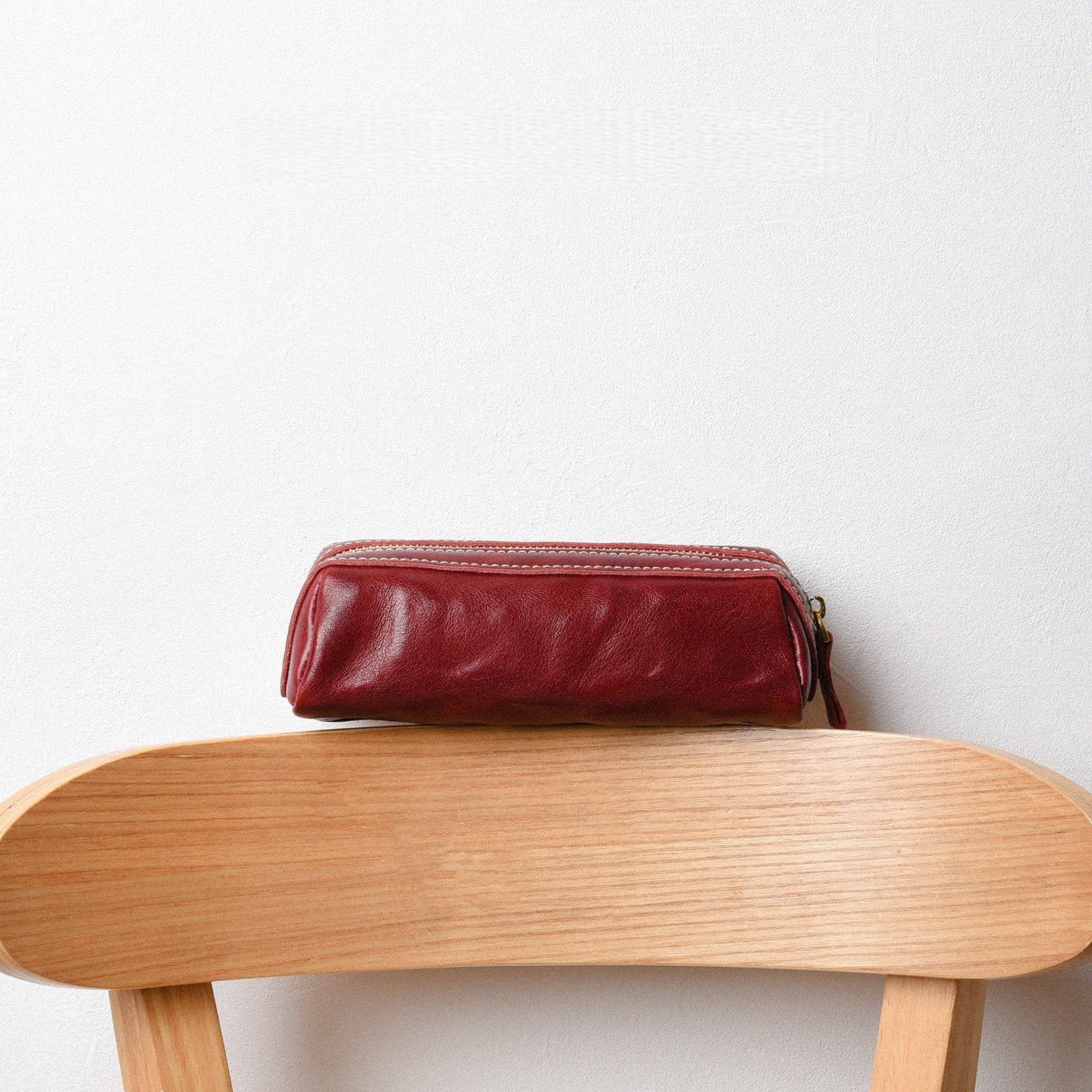 Retro Handmade Leather Zipper Storage Bag
