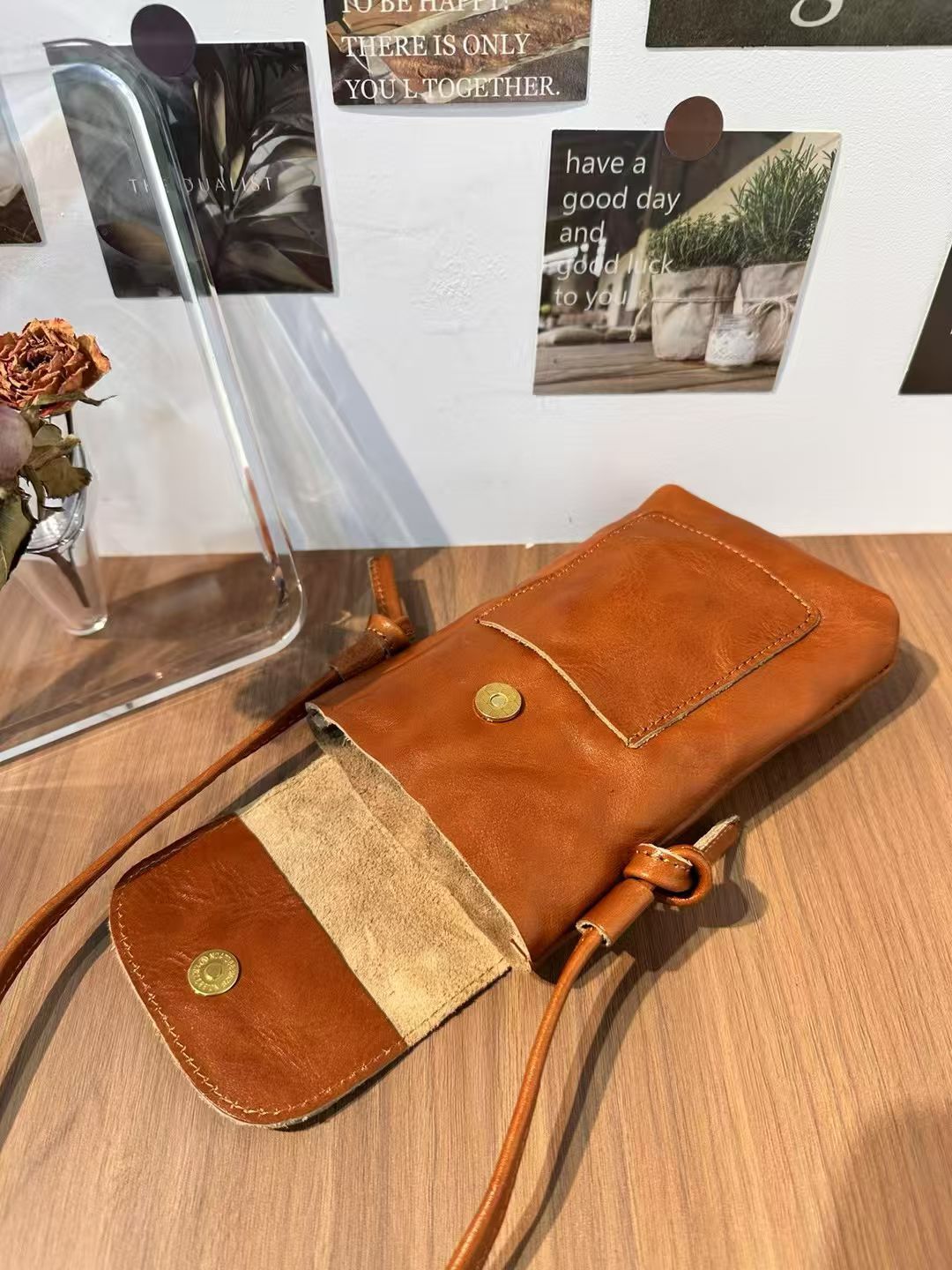 Retro Handmade Leather Mini Portable Phone Bag