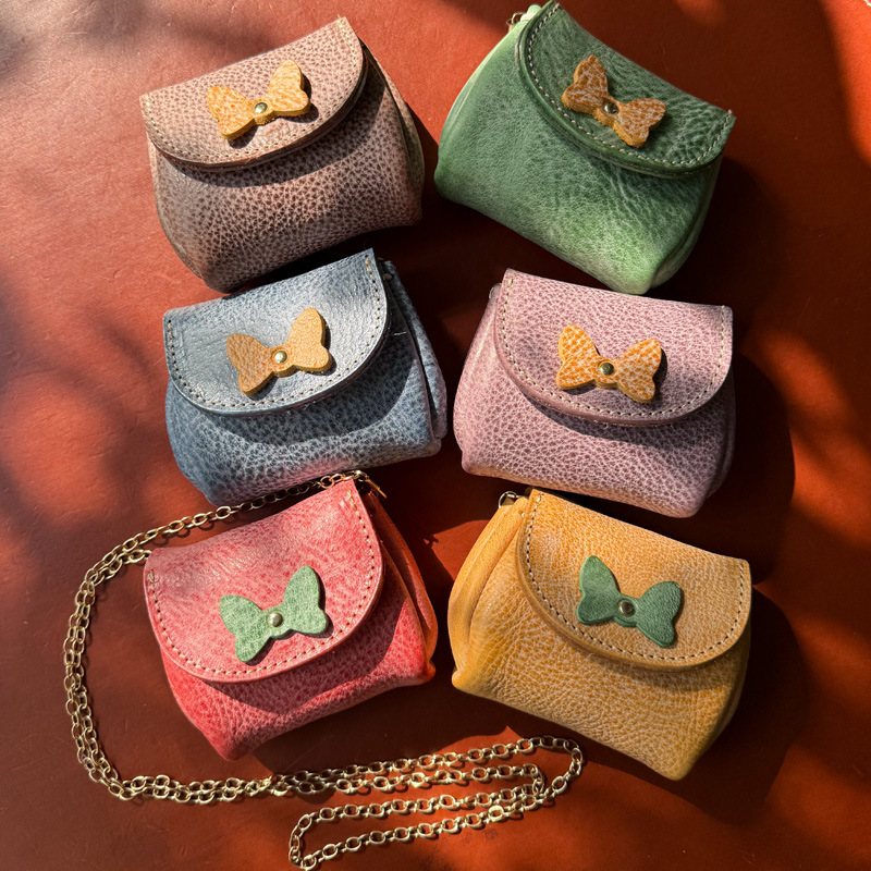 Retro Handmade Leather Coin Wallet Storage Bag