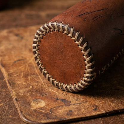 Retro Hand-stitched Vegetable-tanned Leather Pen Holder