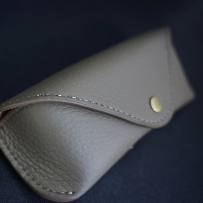 Retro Tanned Leather Glasses Case