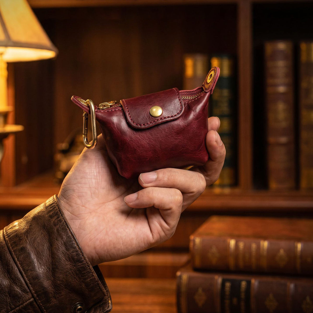Retro Handmade Leather Zipper Coin Wallet