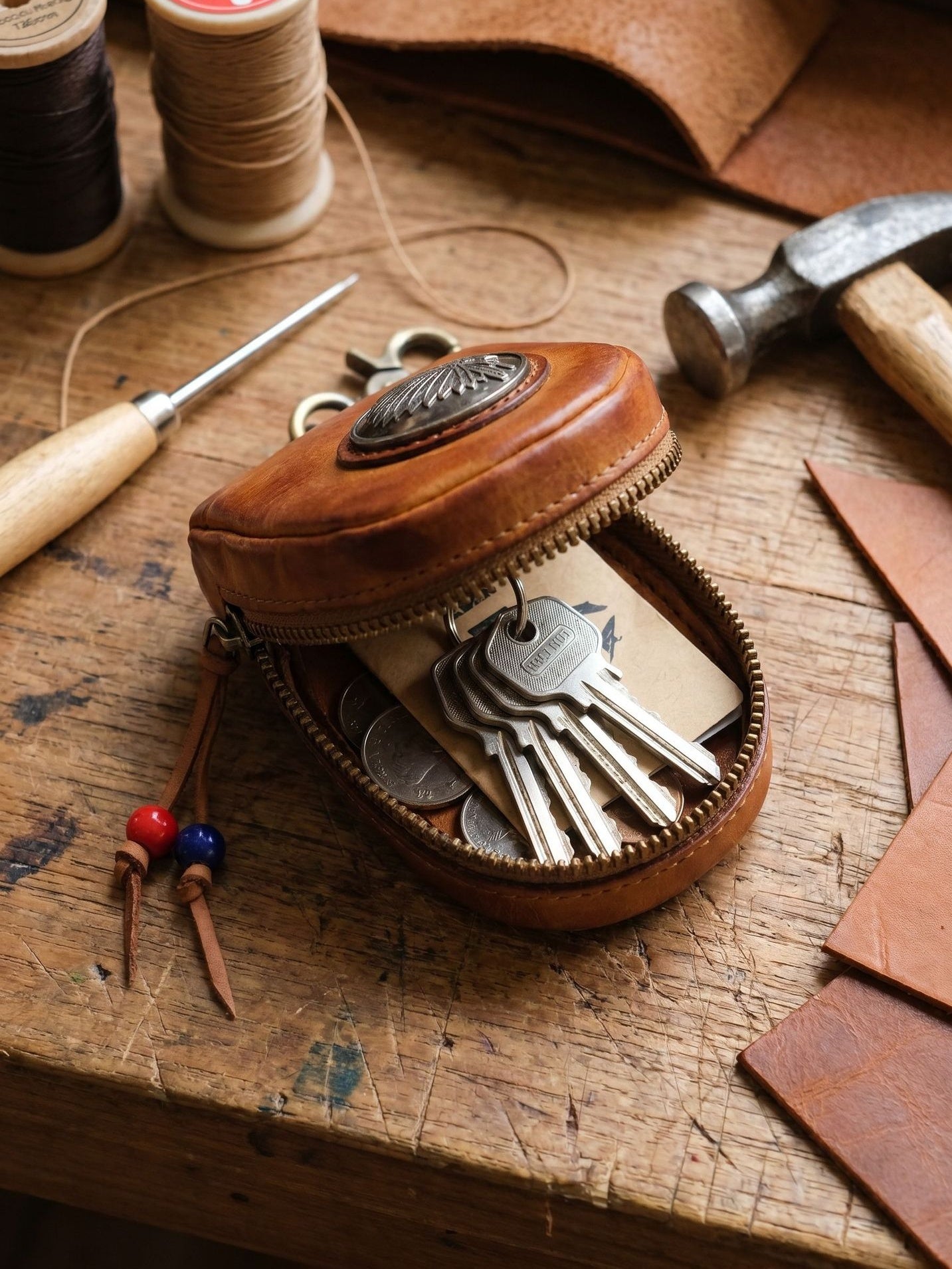 Top-grain Leather Vintage Key Pouches with Pom Pom Tassels