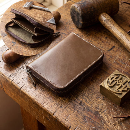 Retro Handmade Leather Zipper Wallet Card Holder
