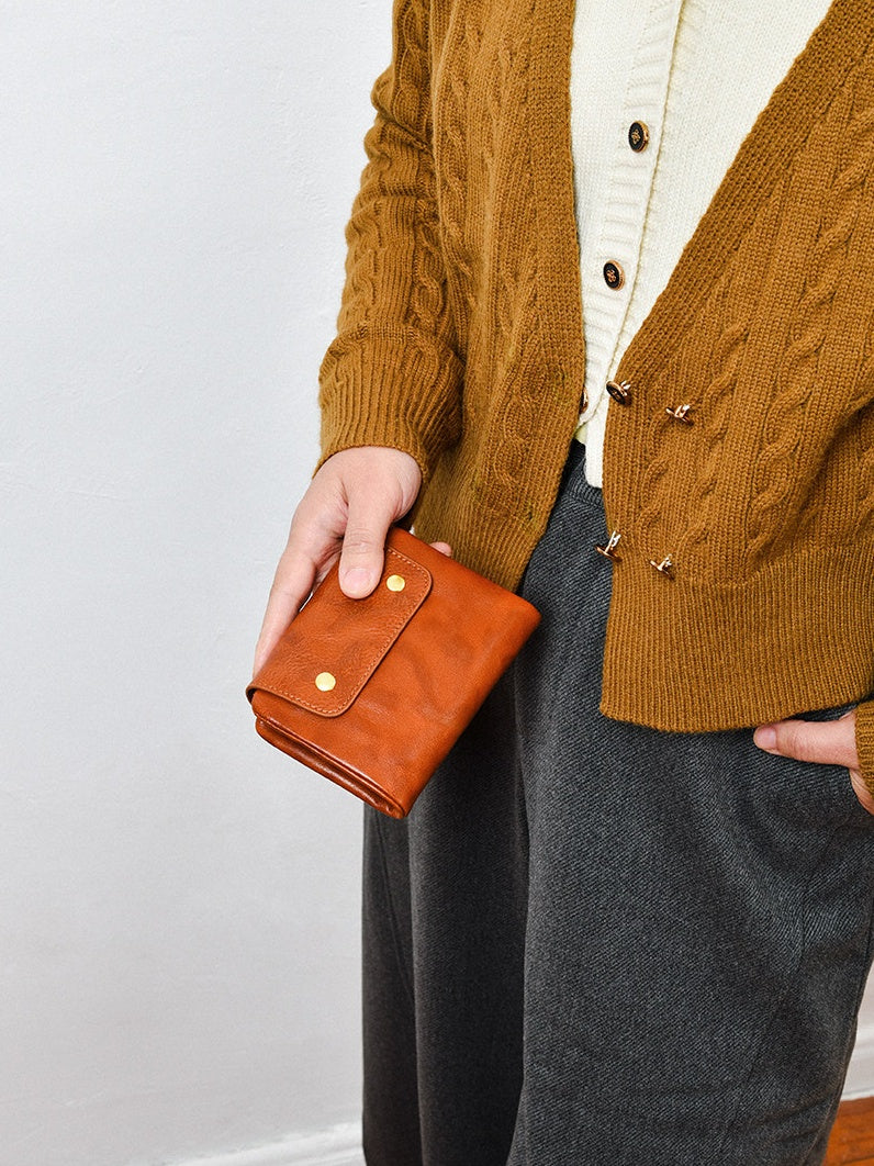 Retro Handmade Leather Short Wallet