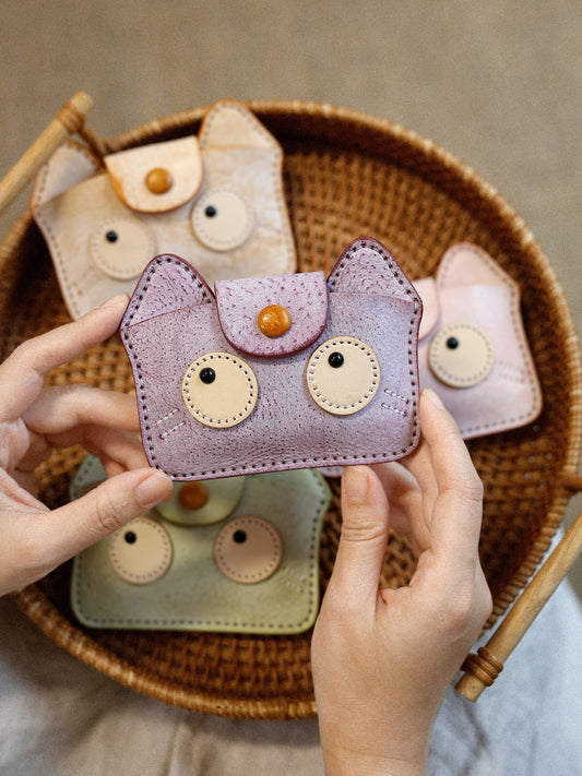 Vintage Handmade Leather Kitten Card Holder Storage Bag