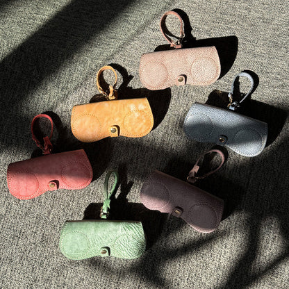 Retro Handmade Wax Leather Glasses Case