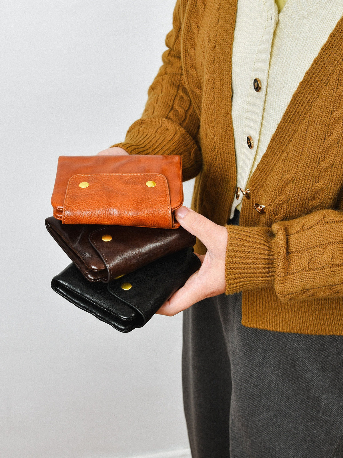 Retro Handmade Leather Short Wallet
