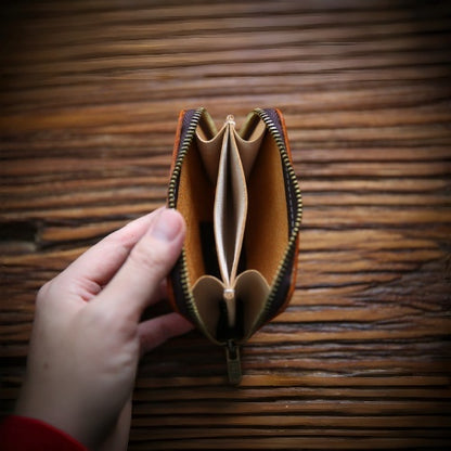 Retro Handmade Leather Zipper Wallet Card Holder