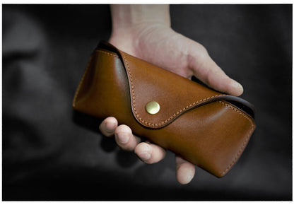 Retro Tanned Leather Glasses Case