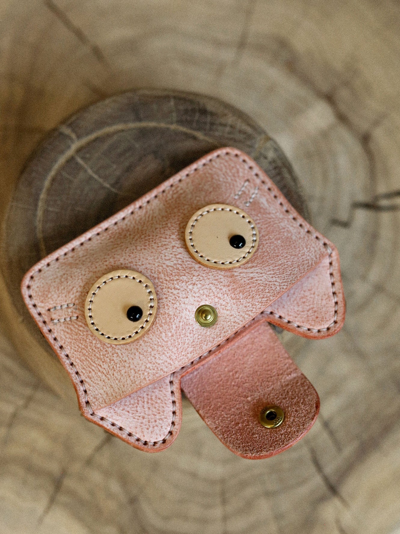 Vintage Handmade Leather Kitten Card Holder Storage Bag
