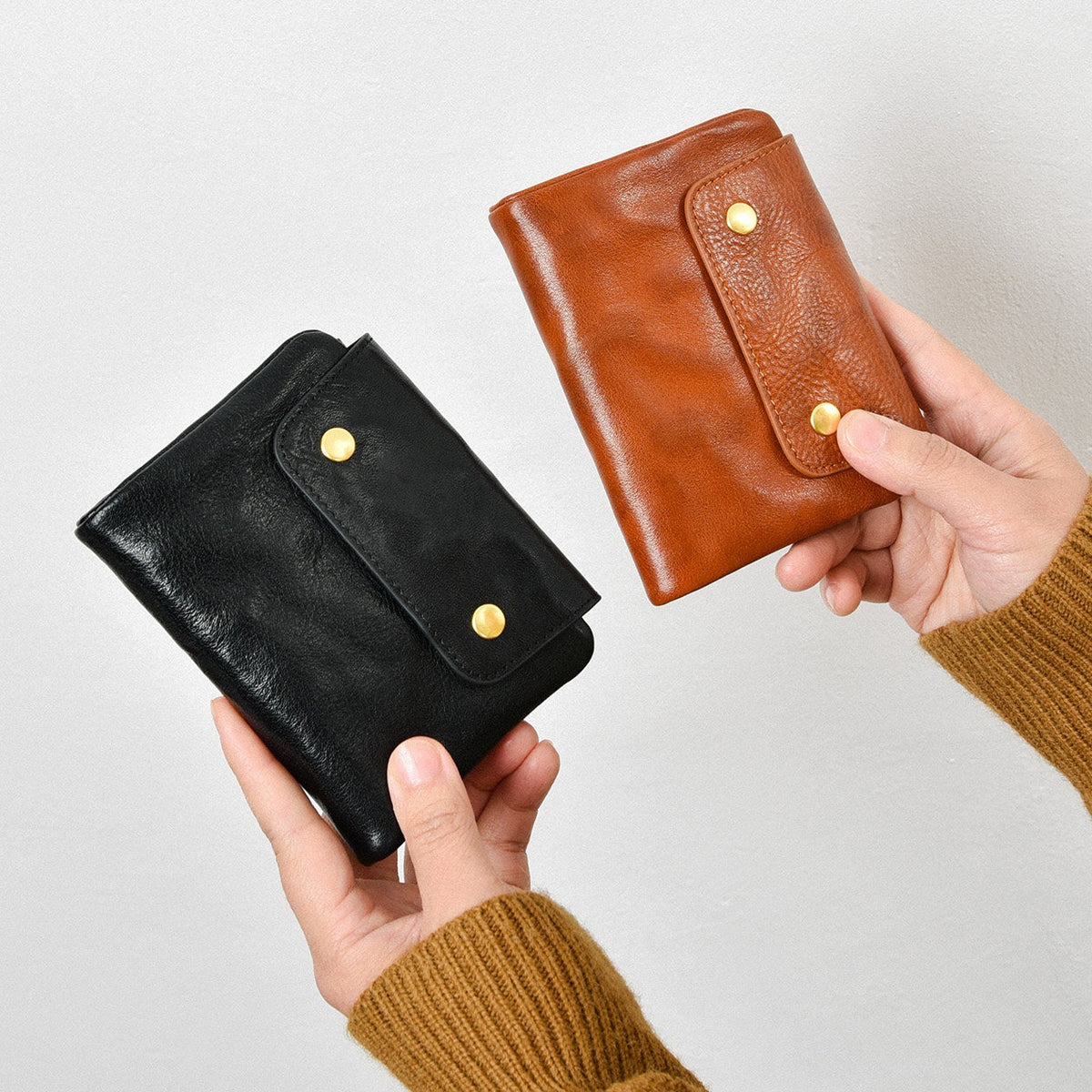 Retro Handmade Leather Short Wallet
