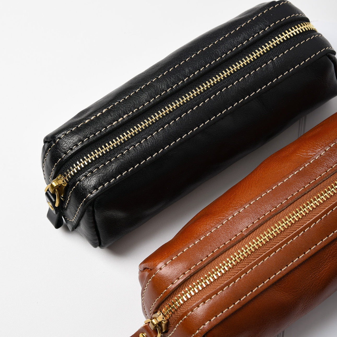 Retro Handmade Leather Zipper Storage Bag