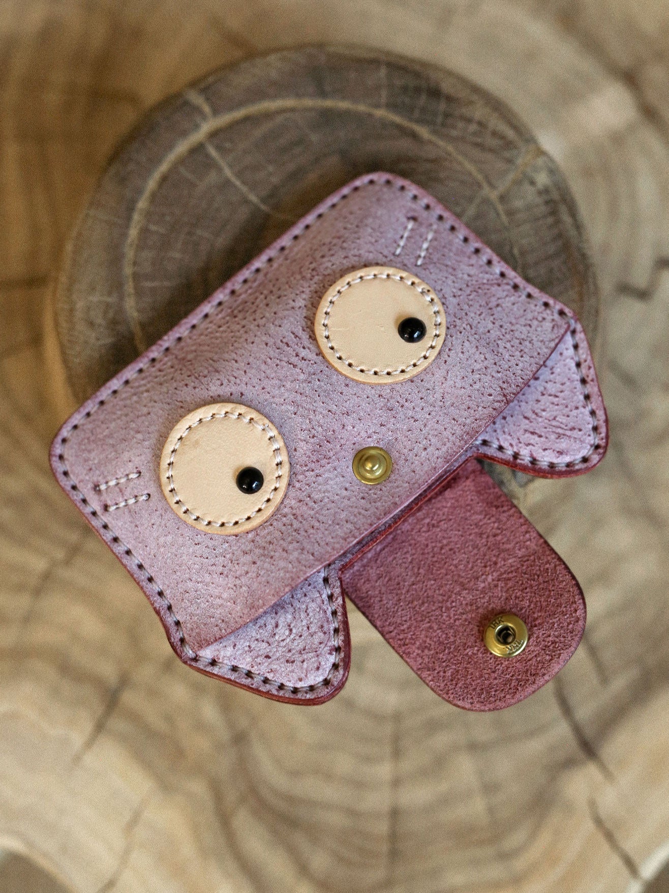 Vintage Handmade Leather Kitten Card Holder Storage Bag