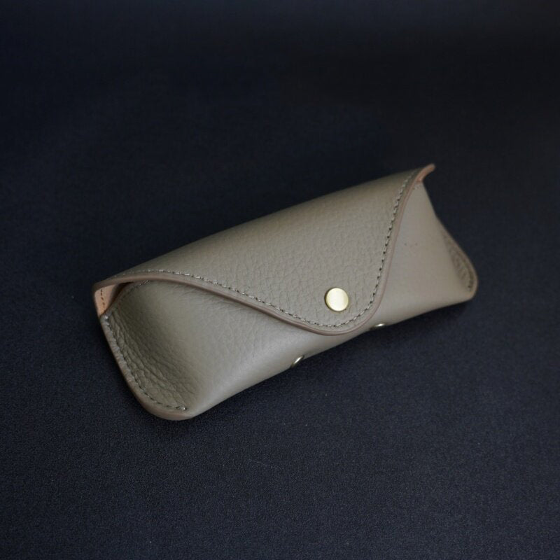 Retro Tanned Leather Glasses Case