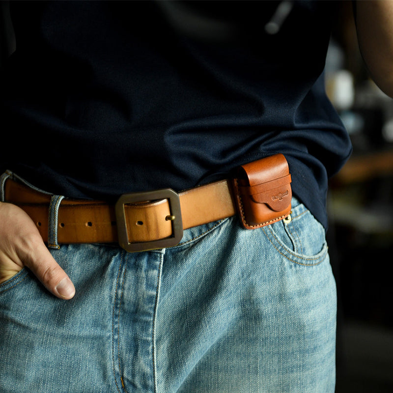 Hand-stitched vegetable tanned cowhide leather lighter protective bag