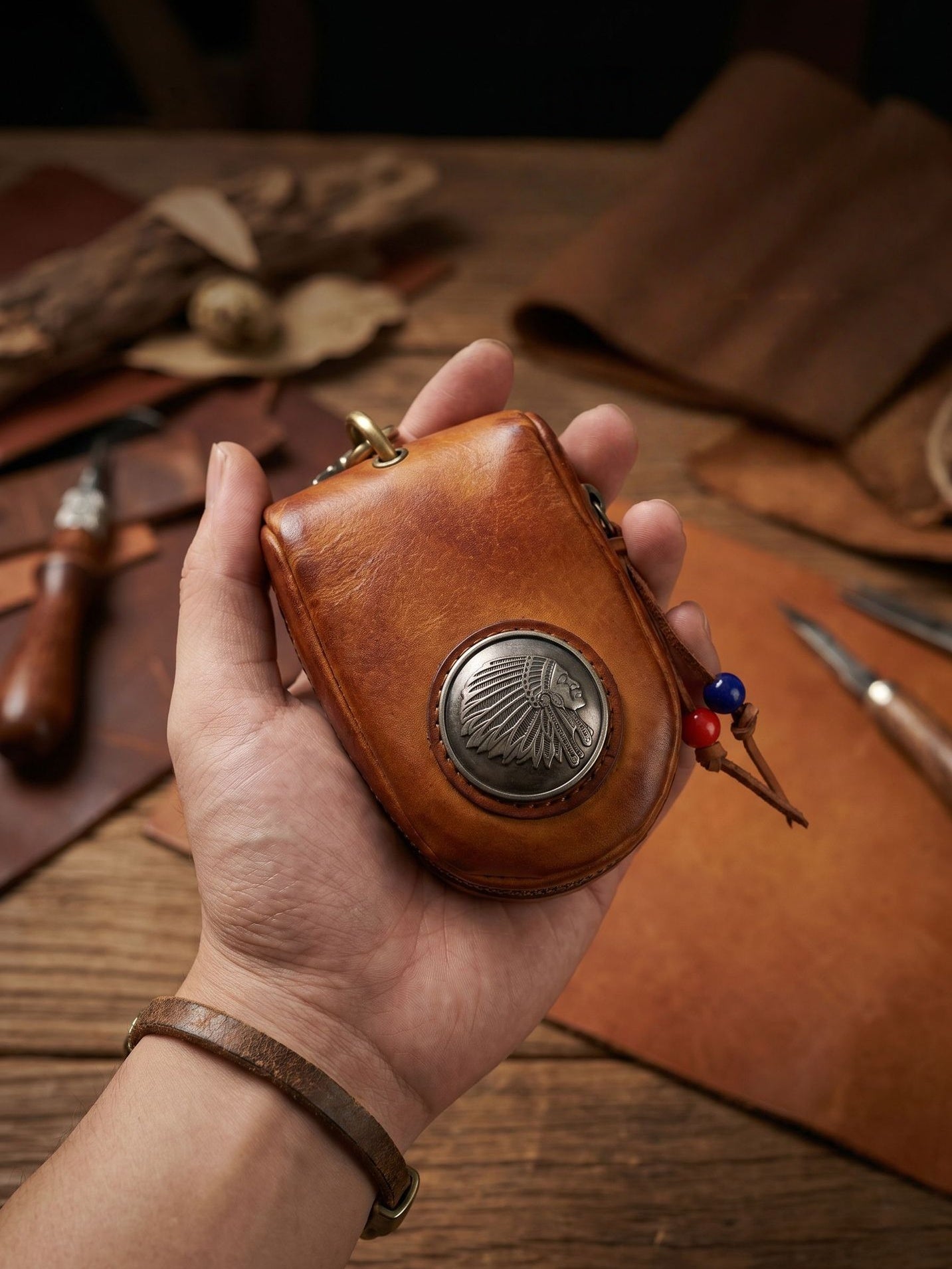 Top-grain Leather Vintage Key Pouches with Pom Pom Tassels