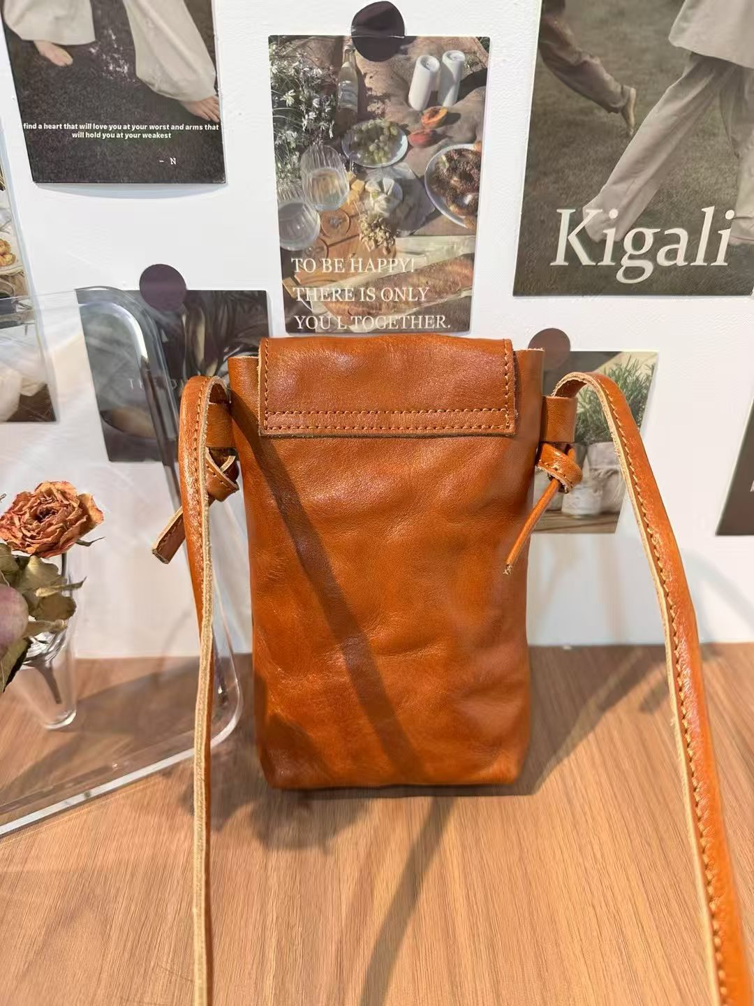 Retro Handmade Leather Mini Portable Phone Bag
