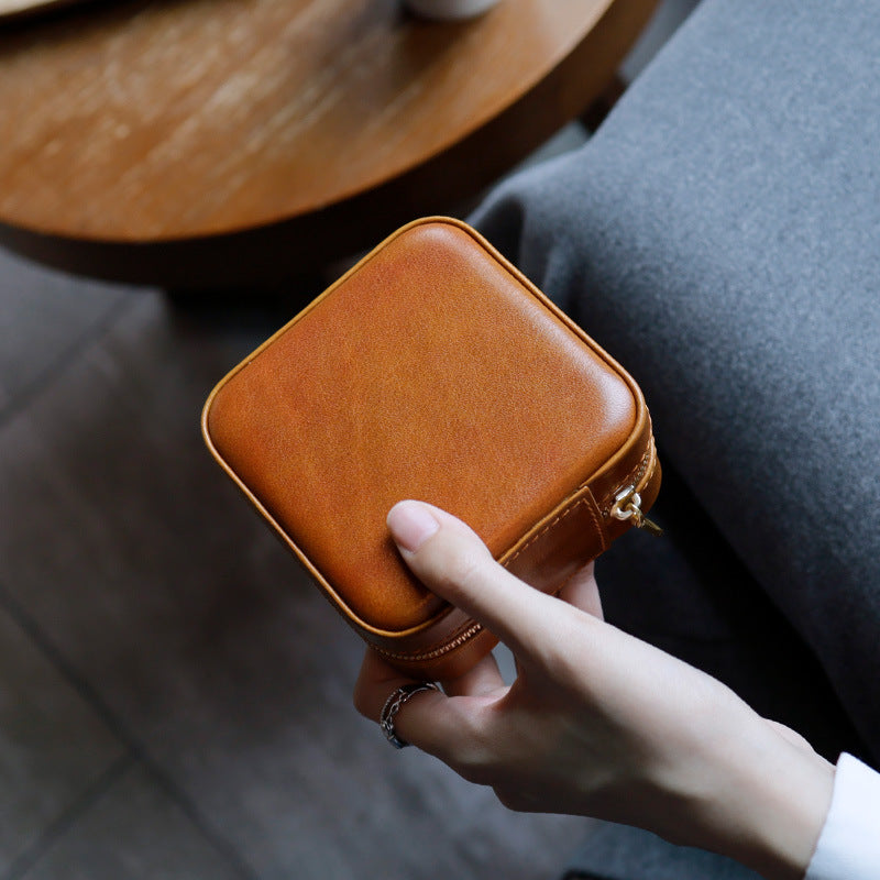 First-layer Waxed Cowhide Leather Portable Necklace Jewelry Box Storage Bag
