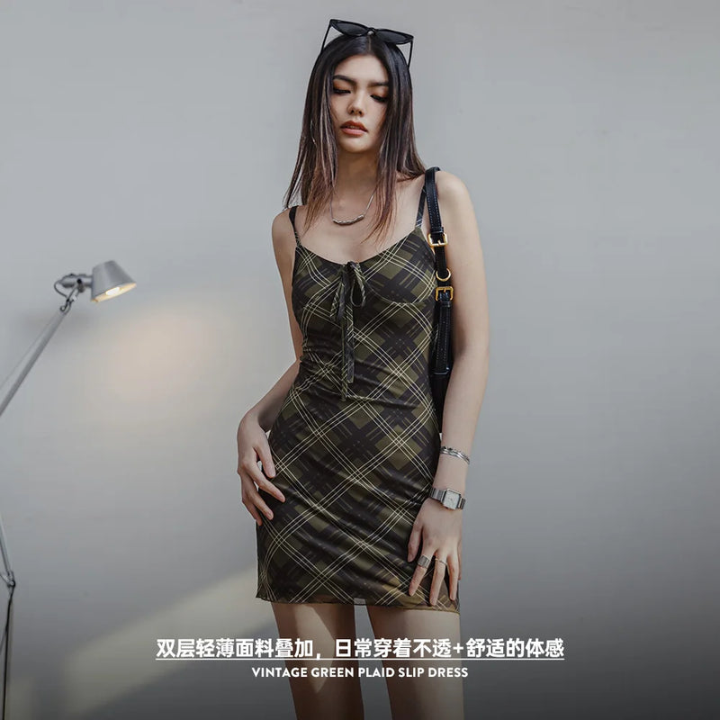 Vintage Green Plaid Halter Dress Women Casual Versatile V-neck Dress Adjustable Length Summer Light Skirt Medium Stretch