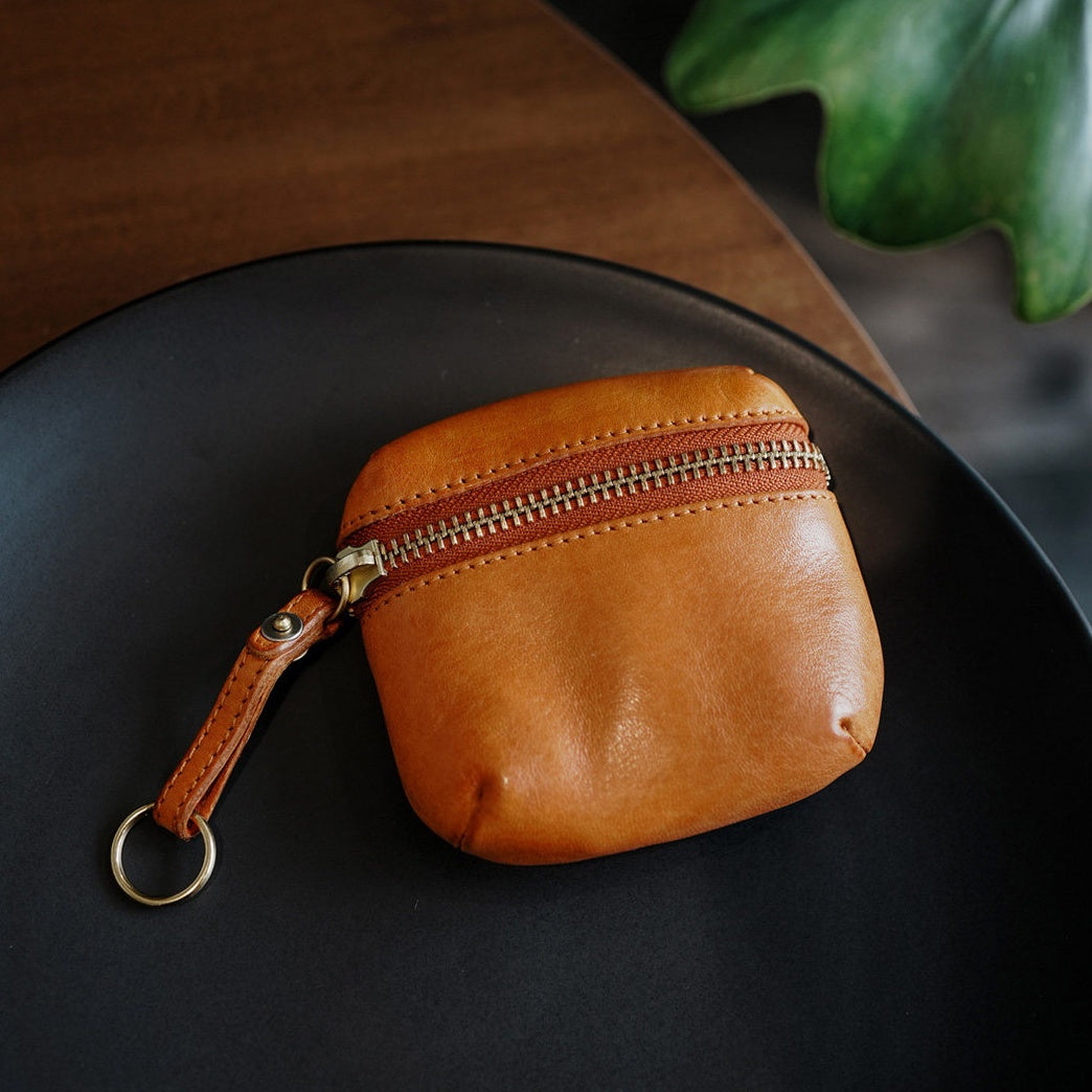 Retro Handmade Leather Coin Wallet Storage Bag
