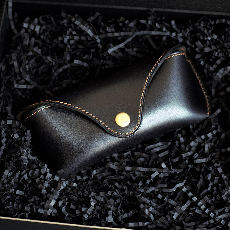 Retro Tanned Leather Glasses Case