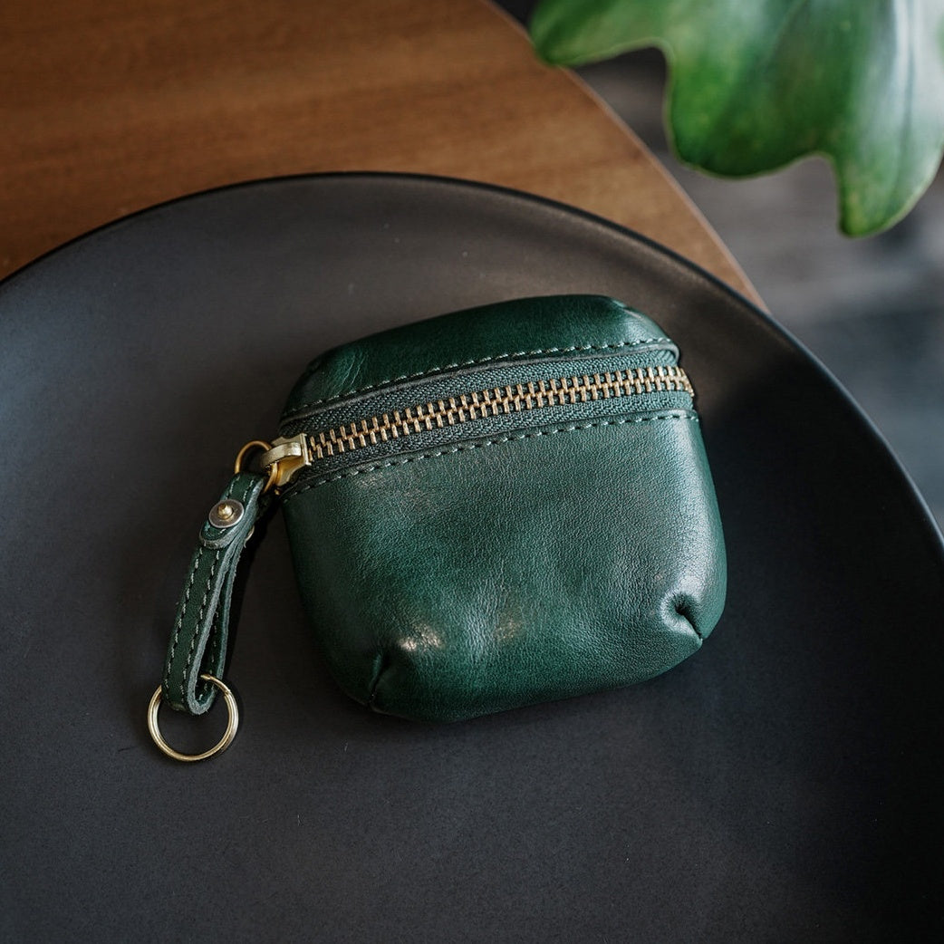 Retro Handmade Leather Coin Wallet Storage Bag