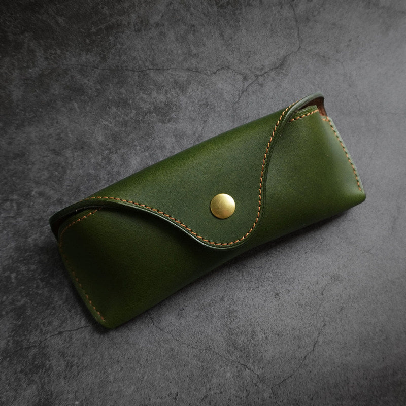 Retro Tanned Leather Glasses Case