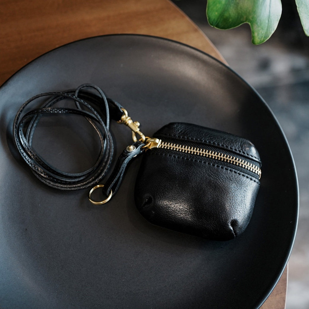 Retro Handmade Leather Coin Wallet Storage Bag