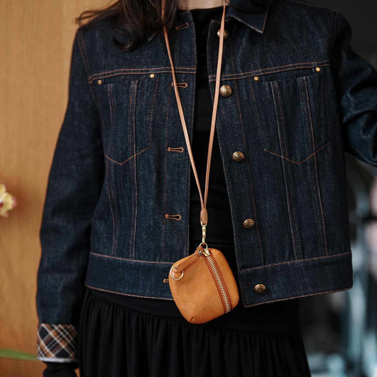 Retro Handmade Leather Coin Wallet Storage Bag